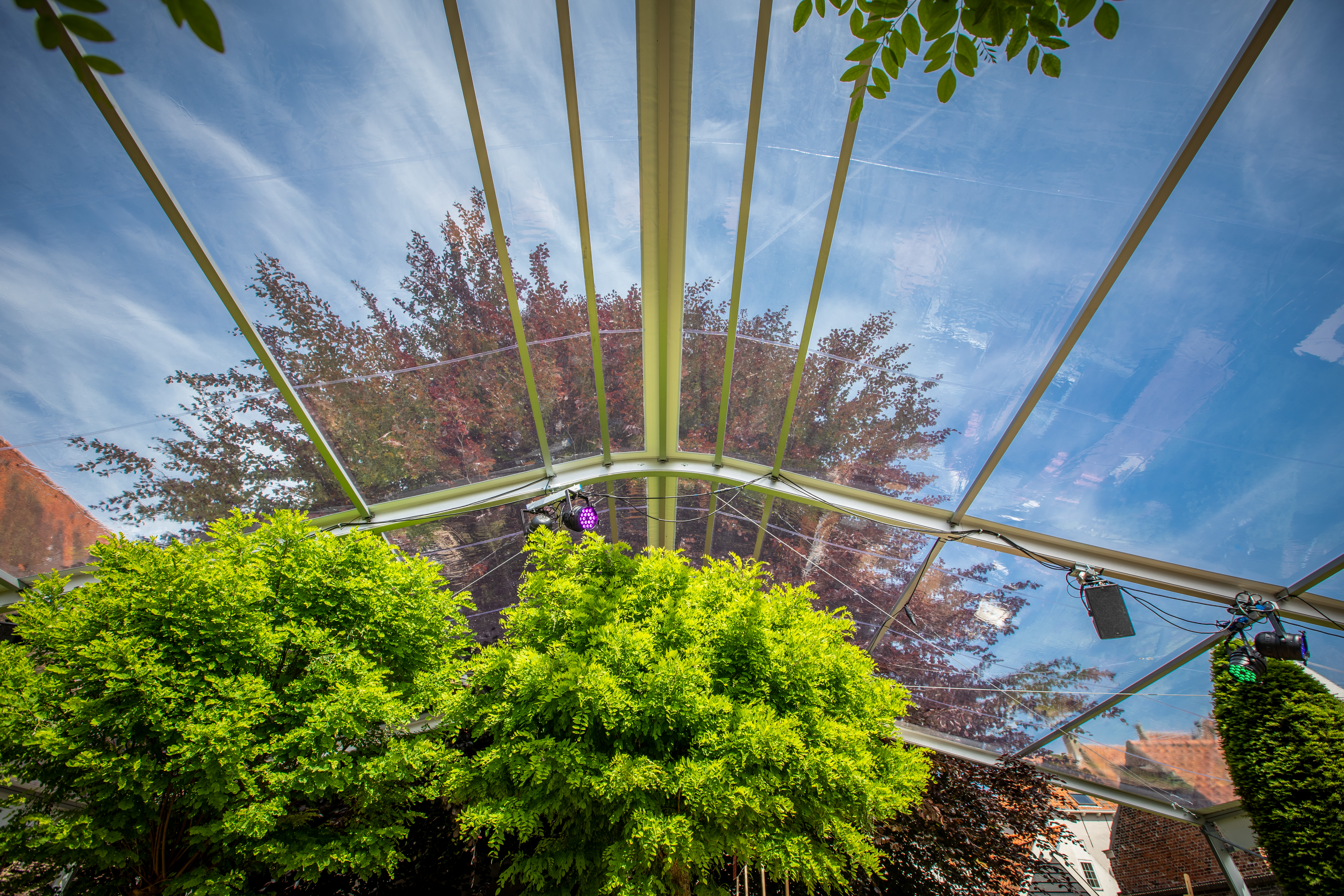 Wit/zwart dakzeil 75 m2