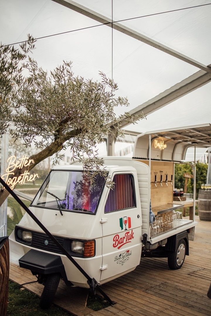 Piaggio Bier & wijntap